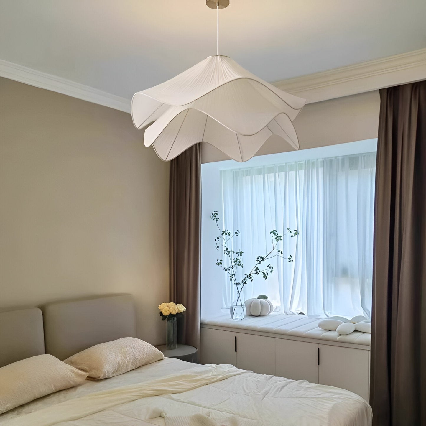 Hikari Lotus Pendant Light
