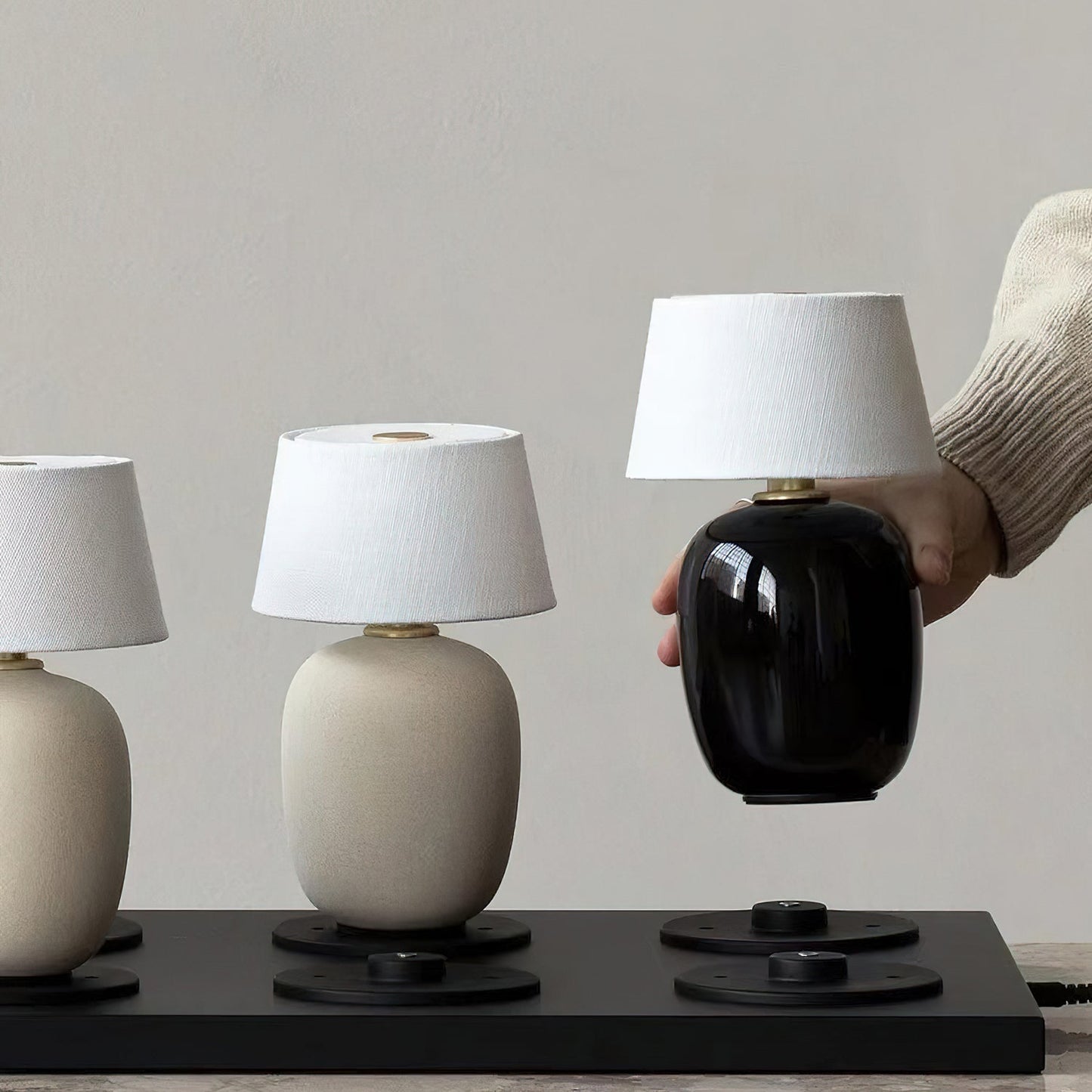 Hikari Petite Table Lamp