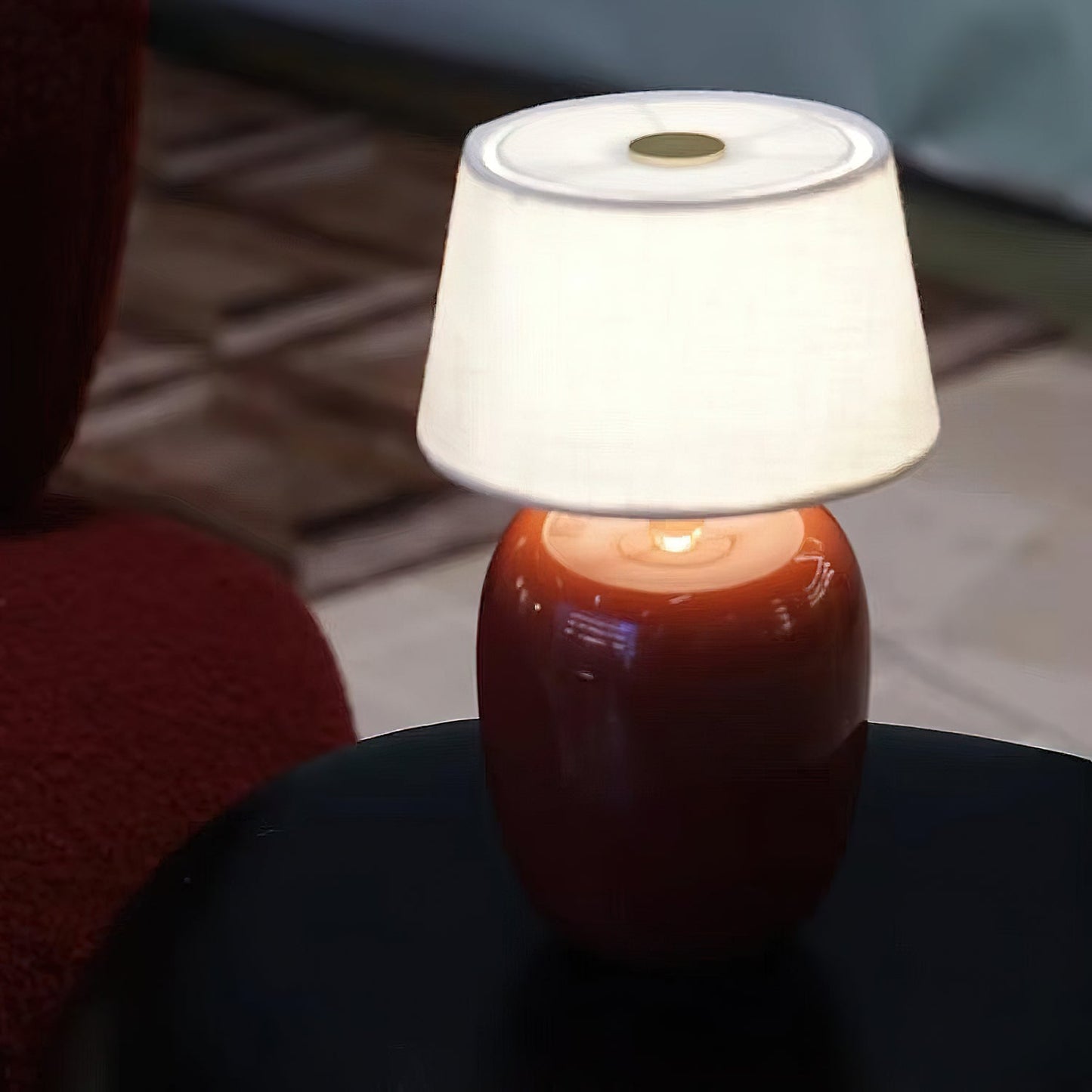 Hikari Petite Table Lamp