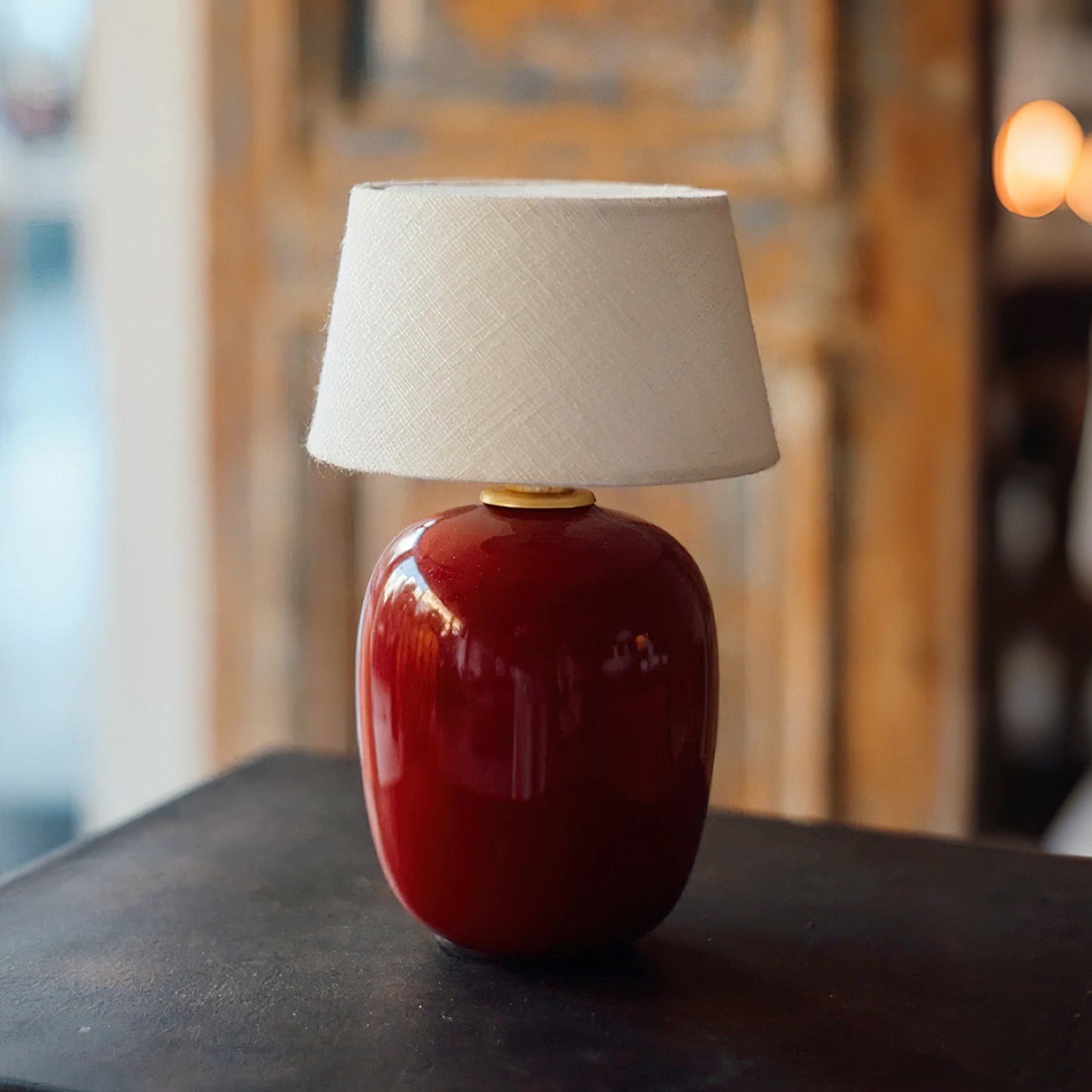 Hikari Petite Table Lamp