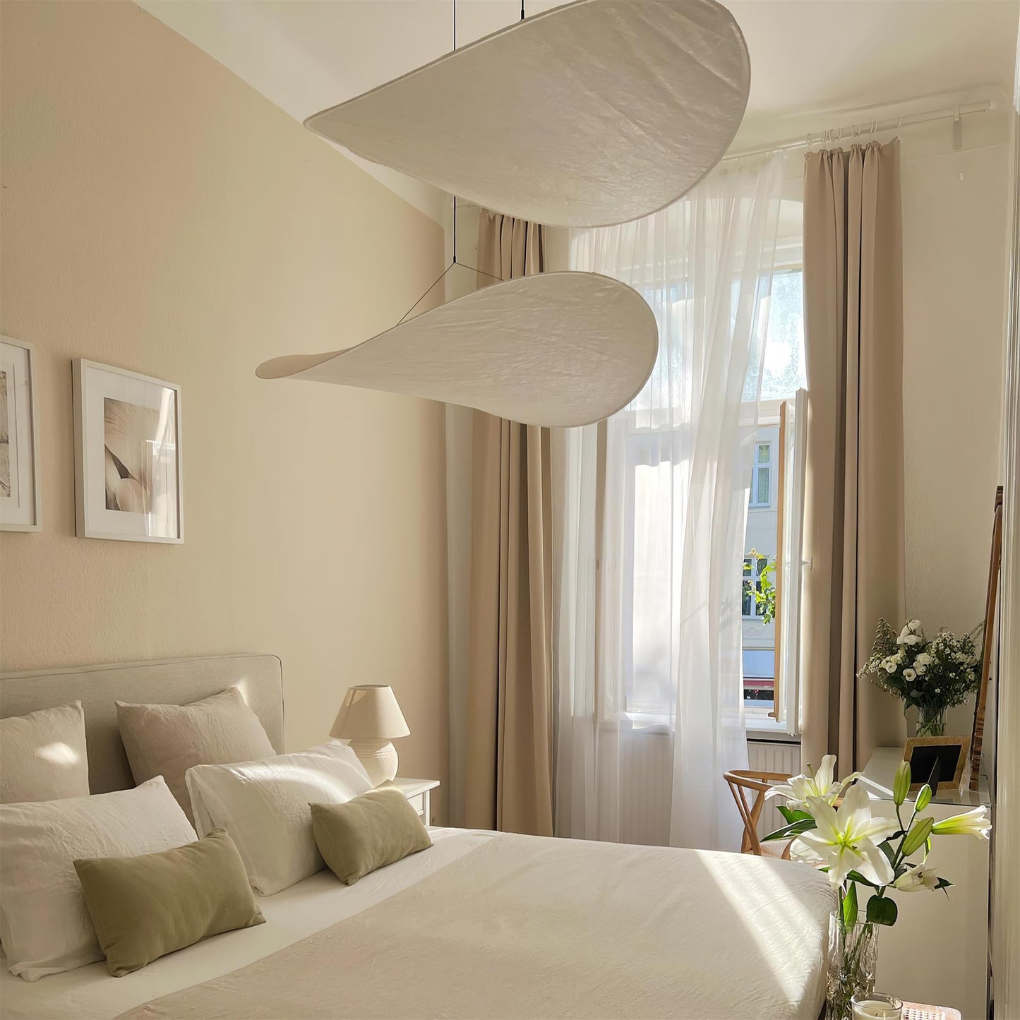 Hikari Flow Tyvek Pendant Light