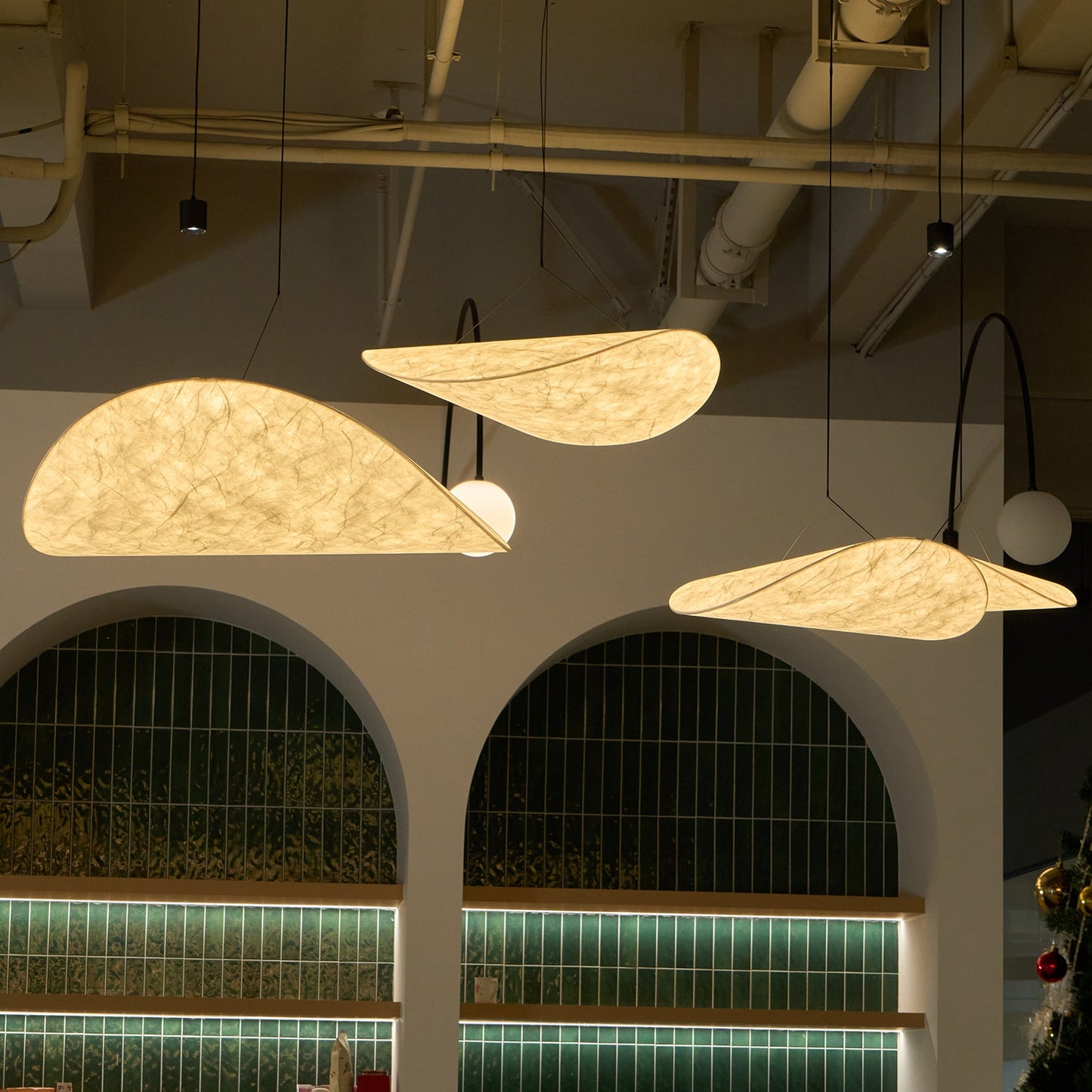 Hikari Flow Tyvek Pendant Light