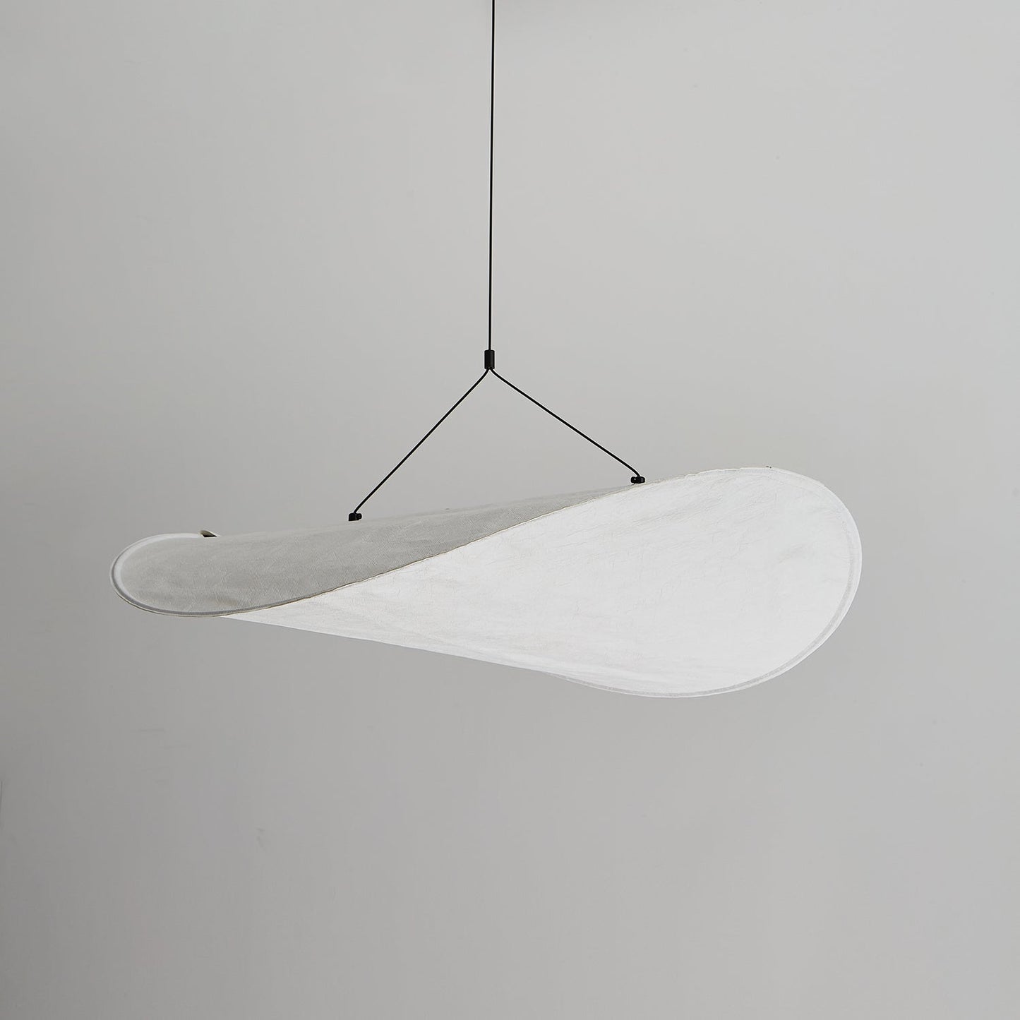 Hikari Flow Tyvek Pendant Light