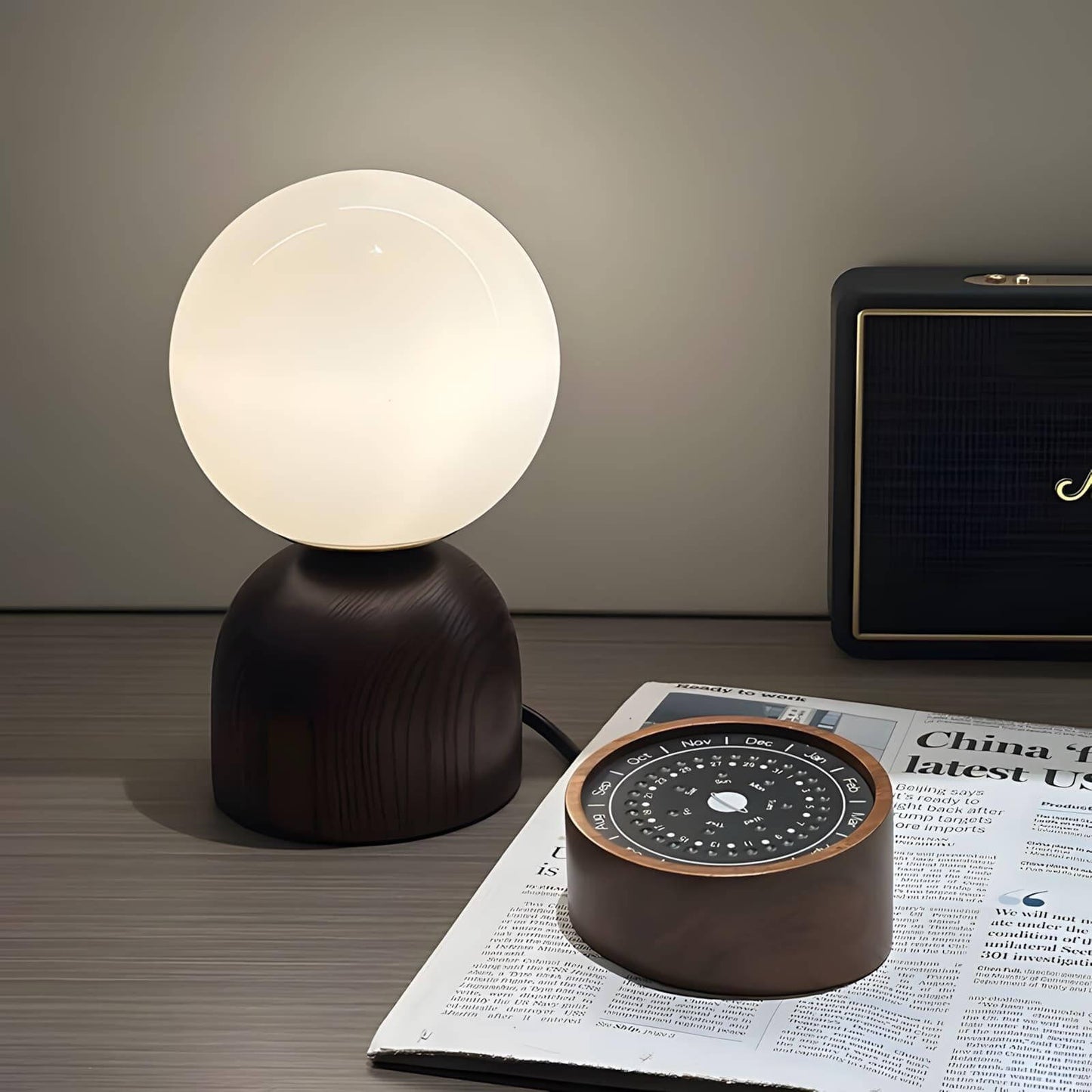 Kairo Wood Spheric Table Lamp