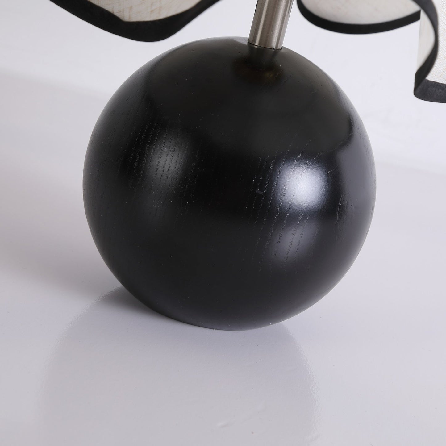 Kairo Lotus Wood Table Lamp
