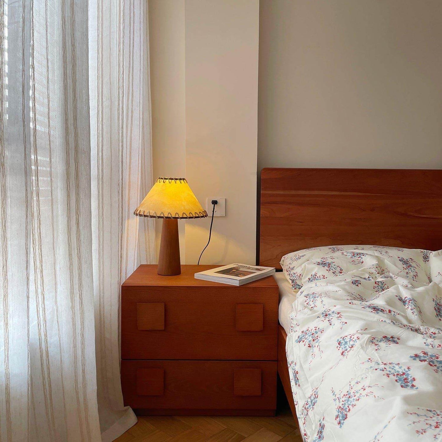 Kairo Walnut Table Lamp