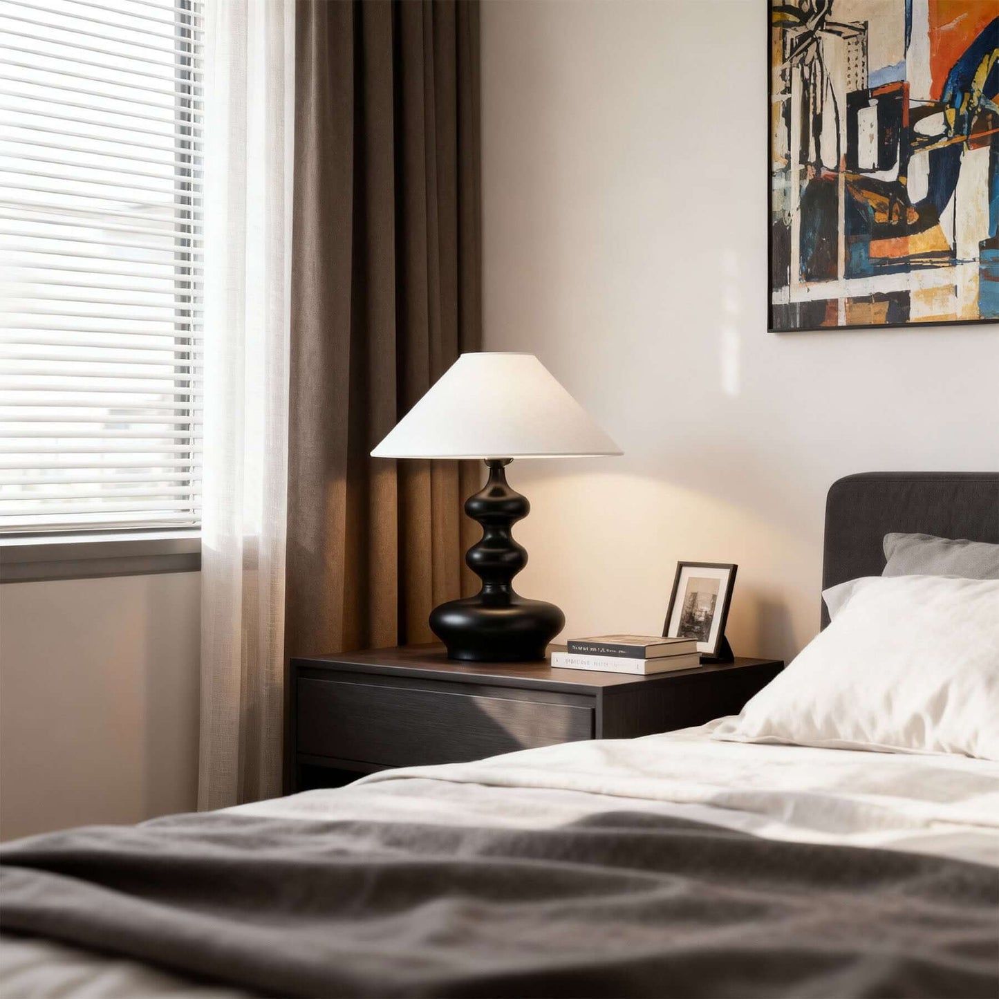Kairo Sculptural Table Lamp